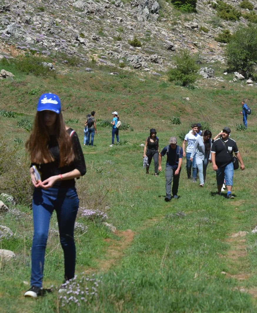 Mountain-explorers-9